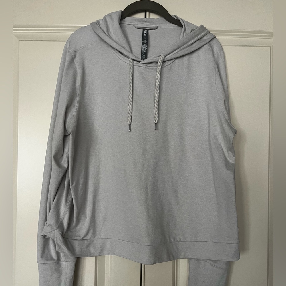 Vuori Gray Hoodie Sweatshirt
